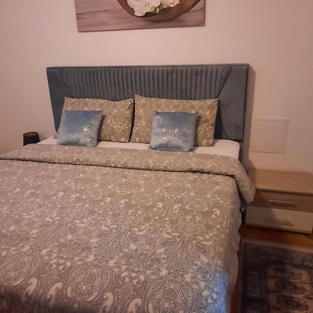 איזולה Apartment Orchidea מראה חיצוני תמונה